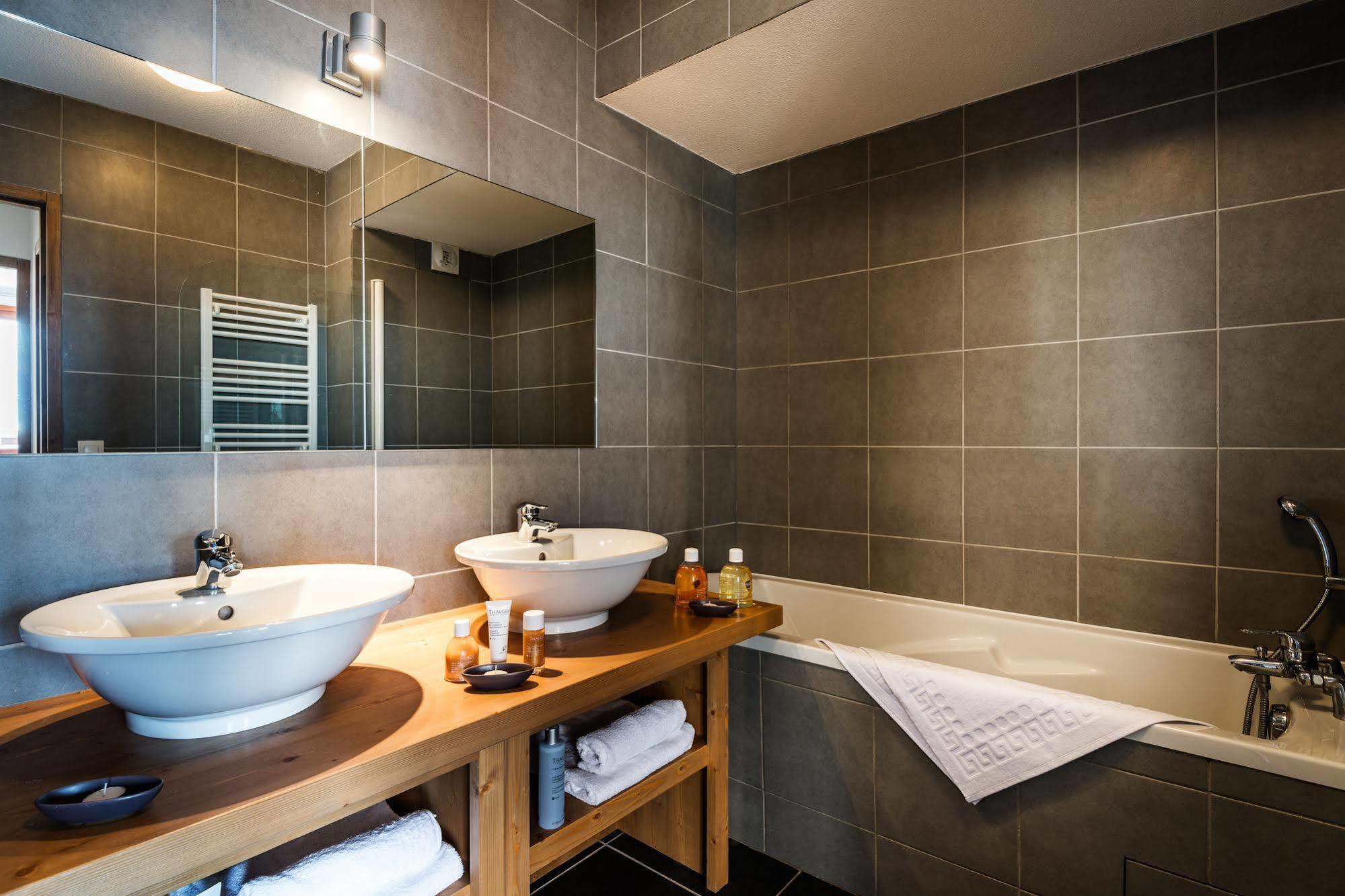 Lagrange Vacances Le Roc Belle Face Les Arcs  Ngoại thất bức ảnh